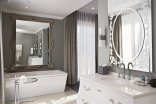Junior Mountain Suite - Queen Victoria Hotel