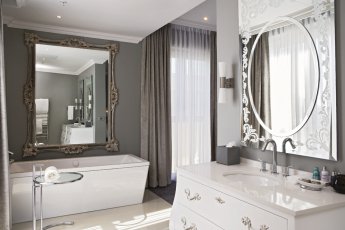 queen-victoria-hotel 760