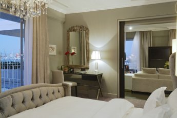 queen-victoria-hotel 768
