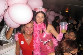 piggys-party-bus 19045